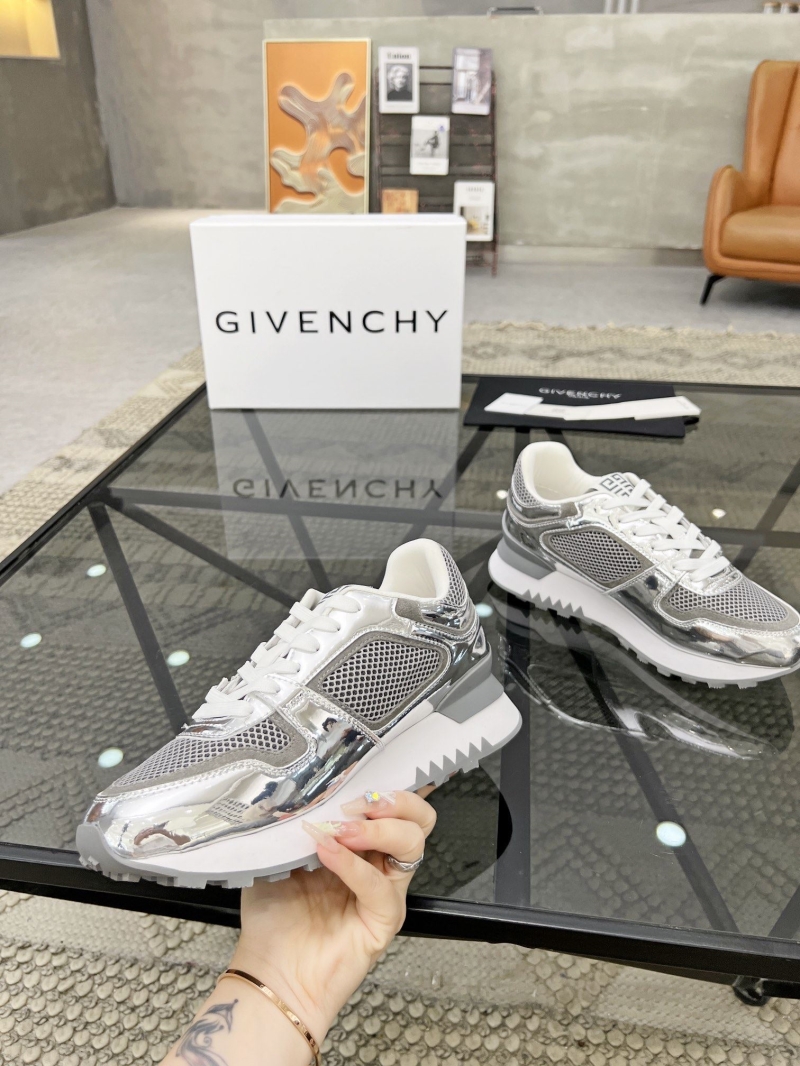 Givenchy Sneakers